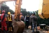 Tim Labfor Polri Periksa Lokasi Kebocoran Pipa Gas PGN di Jalan MT Haryono
