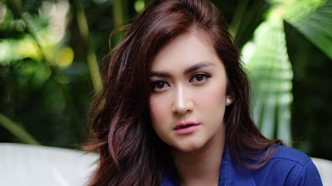 Nafa Urbach Mendapat Ancaman Teror dari Oknum Penagih Pinjaman Online