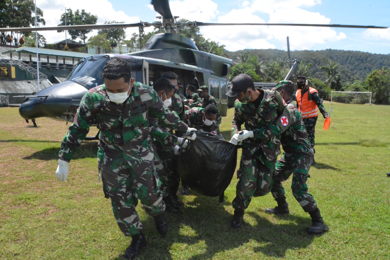 Prajurit TNI Gugur Saat Amankan Evakuasi Nakes Korban Kekejaman KST
