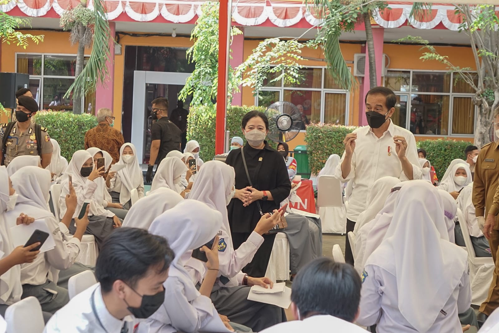 Percepatan Vaksinasi Penting Bagi Kelompok Usia Sekolah