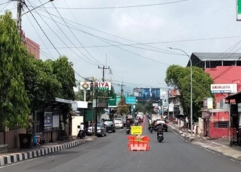 Polres Kuningan Berlakukan One Way di Jalur Mudik Jalan Siliwangi