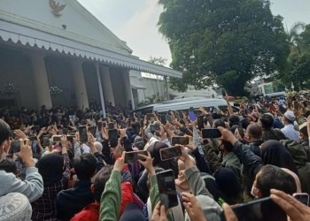 Takbir dan Tahlil Menggema di  Gedung Pakuan Iringi Jenazah Eril Menuju Peristirahatan Terakhir