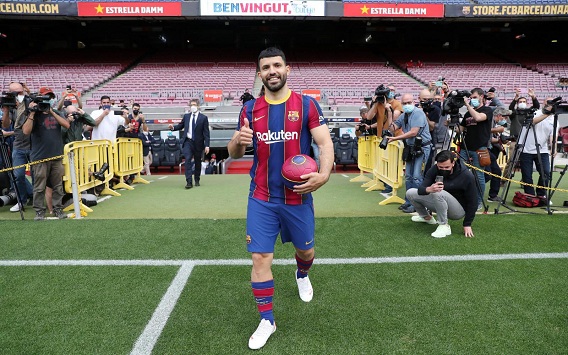 Lawan Valencia Jadi Laga Perdana Aguero Bersama Barca