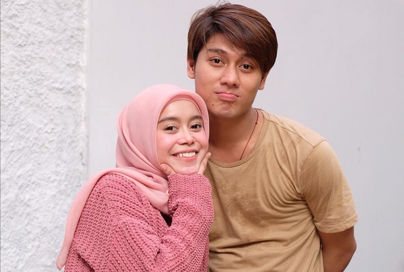 Rizky Billar dan Lesti Harus Minta Maaf Soal pernikahan, Jika Tidak KPI  Buat Laporan ke Polisi 
