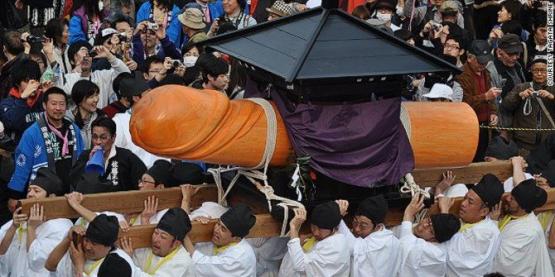 Mengintip Tradisi Honen Matsuri Jepang, Festival Penis Raksasa Diarak Kelililng Kota