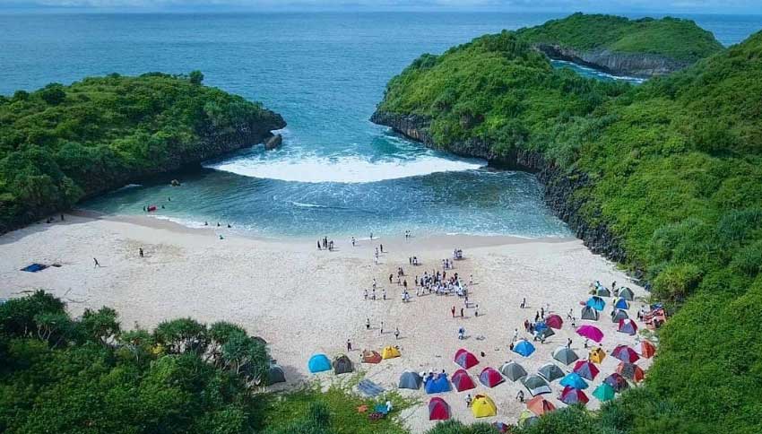Mancing dan Camping di Pantai Sedahan 
