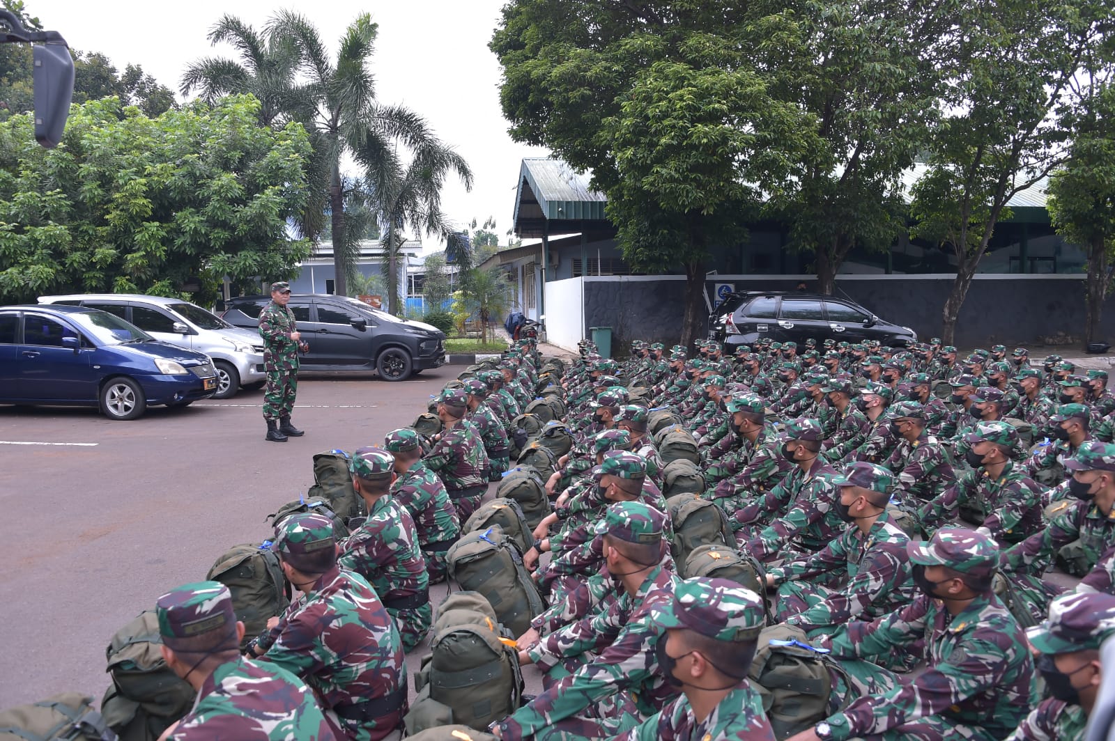 TNI Kerahkan 122 Nakes di Wilayah Aglomerasi Tangerang 