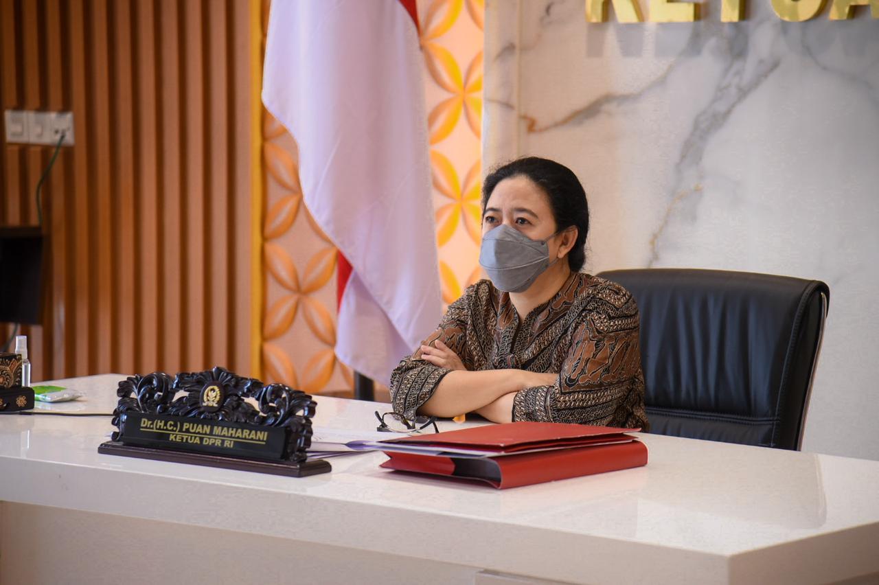Puan: Pemerintah Harus Jawab Kebingungan Masyarakat Soal PCR Syarat Semua Penerbangan