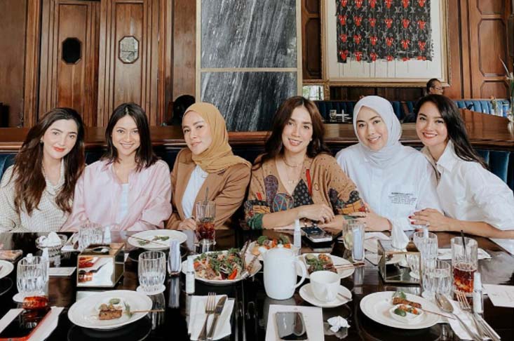 Tanpa Nindy Ayunda, Olla Ramlan, Ashanty , Ririn, Ussy Ngumpul