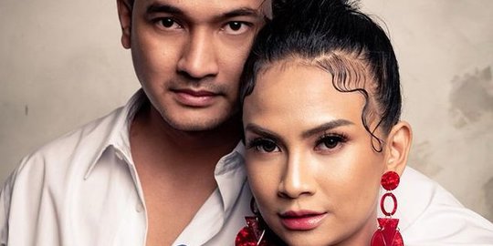 Nikita Mirjani Menangis Kehilangan Vanessa Angel