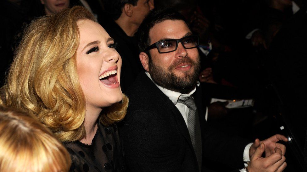 Adele Mengaku Malu dengan Perceraiannya yang Terjadi 