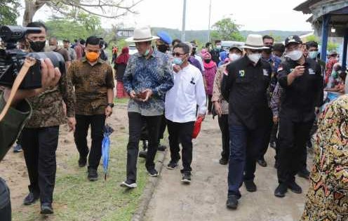 Pulihkan Ekonomi Banten, WH – Andika Tetapkan Pariwisata Sebagai Prioritas Pembangunan 