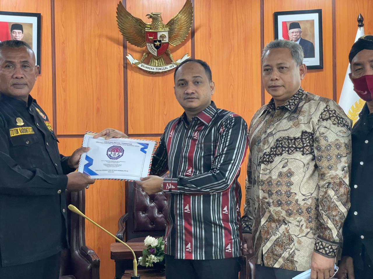 DPD RI Perjuangkan Kesejahteraan Perangkat Desa Dalam Revisi UU Desa