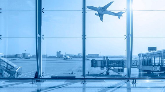 Mau Traveling Naik Pesawat? Hindari Lakukan Hal Ini ya…