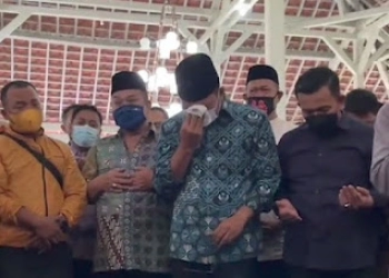 Sebelum Bertugas Senin Depan, Ridwan Kamil Gelar Pengajian untuk Eril Anaknya