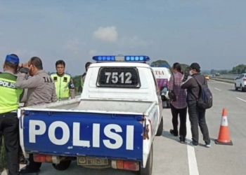 Kecelakaan Libatkan 4 Bus, Truk dan Innova di Tol Karanganyar, 1 Tewas