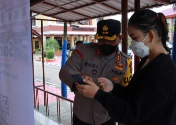 Agar Covid-19 Tak Melonjak, Masuk Mapolres Paser Scan Barcode PeduliLindungi