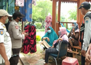Polsek Kepulauan Seribu Selatan Gelar Operasi Yustisi Gabungan di Dua Pulau Temukan Tujuh Pelanggar Prokes