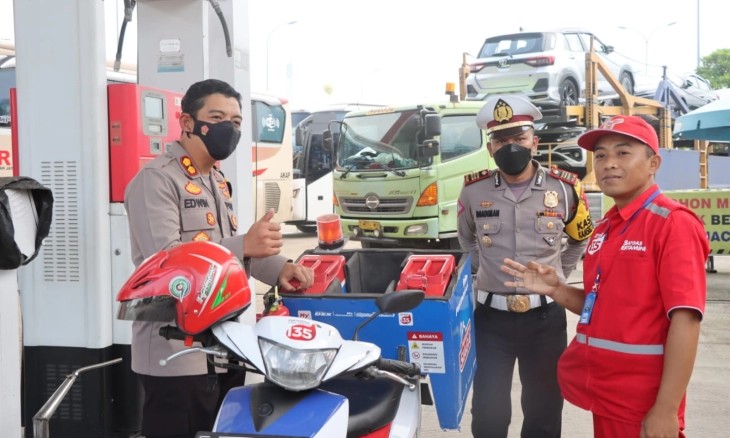 KKP Tangkap Dua Kapal Ikan Asing Berbendera Malaysia, Selamatkan Potensi Kerugian Rp19,9 Miliar