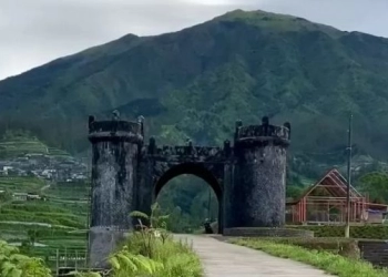 Indahnya Negeri Kahyangan di Lereng Gunung Merbabu 