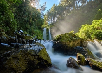 Wisata Air Terjun Grenjengan Kembar di Magelang