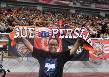 Anies Menyerahkan JIS kepada The Jakmania