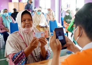 Pemkab Tangerang Salurkan BLT Minyak Goreng dan BPNT dari Kemensos