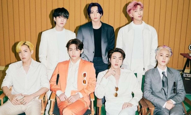 Para Member BTS Mengikuti Sensasi Viral 'Kacha Badam'