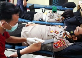 HUT Bhayangkara ke-76, Kapolres Serang Ikuti Kegiatan Donor Darah