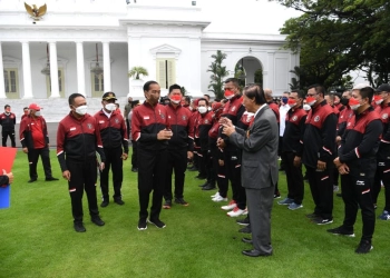 Jokowi Bagikan Bonus Atlet Sea Games 2021