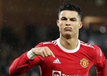 Cristiano Ronaldo Kasih Bocoran Jenis Kelamin Anak Kembar yang Dikandung Georgina