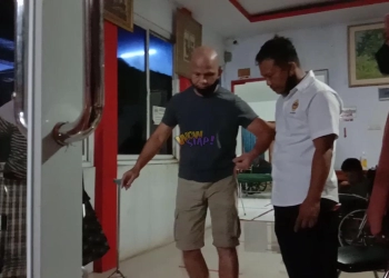 Setahun Lebih Stroke, Harry Pantja Bisa Angkat Kursi Usai Terapi Telapak Petir