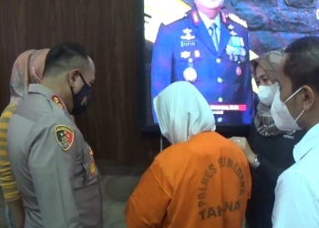 Korban Dirantai Sejak Pagi dan Ditemukan Bekas Kotoran Manusia di Celananya