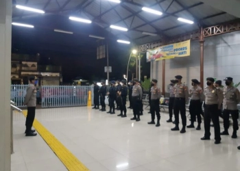 Pos Pelayanan Terpadu Stasiun Kereta Api Jatinegara Catat Telah Datang 22 Kereta dan 1562 Orang