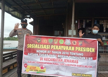Cegah Praktik Pungli, Personel Polsek Jenamas Sosialisasikan Perpres