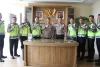 Sembilan Polisi Baik dan Penolong Sat Lantas Polresta BSH Dapat Penghargaan