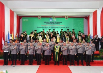 Pengukuhan Wakapolri Komjen Pol Gatot Eddy Pramono sebagai Guru Besar Kehormatan UNRI