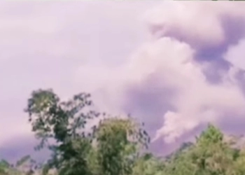 Gunung Semeru Erupsi Lagi