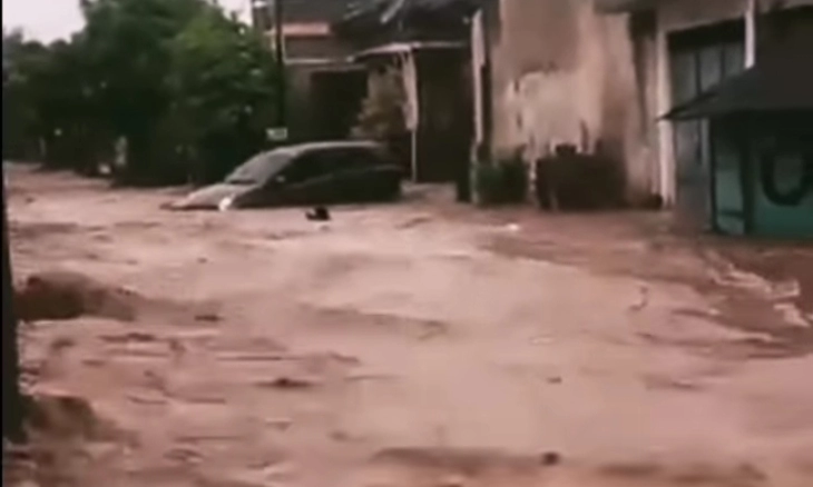 Jember Dilanda Banjir Bandang, Dua Orang Meninggal
