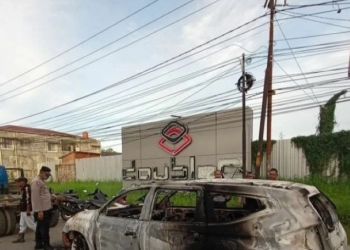  Di Kota Sorong Papua Barat: 1 Tewas Terbacok, 11 Orang Tewas Terjebak di Karaoke yang Terbakar