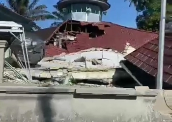 Polri Dirikan Tenda Pengungsi Korban Gempa M 6,2 Pasaman Barat Sumbar