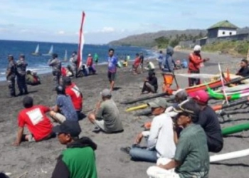 Perlombaan Perahu Layar Mini dan  Layar Jelang HUT Kemerdekaan RI Ke-77