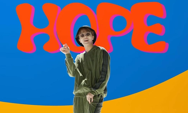 Single J-hope 'More' Masuk Tangga Lagu Billboard di Posisi 82