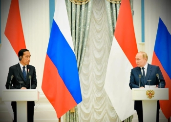 Bertemu Putin, Jokowi Sebut Konstitusi Amanatkan untuk Berkontribusi bagi Perdamaian Dunia