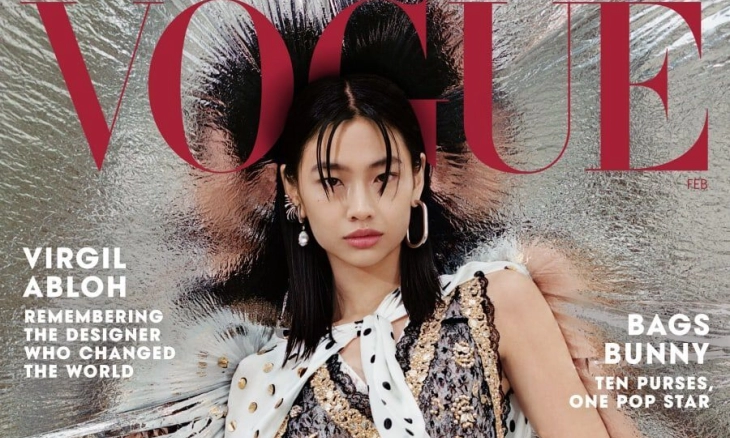 Jung Ho Yeon Jadi Bintang Asia Pertama yang Hiasi Sampul Majalah Vogue AS