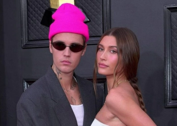 Justin Bieber-Hailey Bieber Tampil Mesra di Karpet Merah Grammy Awards ke 64