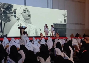 Bawakan Dua Lagu di 40 Hari Vanessa Angel, Mayang dan Chika Tak Mau Berkomentar