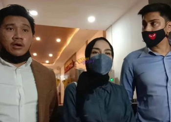 Medina Zein Alami Sakit Lambung Saat Jalani Pemeriksaan di Polda Metro Jaya