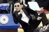 8 Lagu Kacau PSY untuk Menerangi Musim Panas Anda