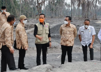 Pemkot Tangsel Gelontorkan Bantuan Rp 640 Juta untuk Korban Bencana Erupsi Gunung Semeru